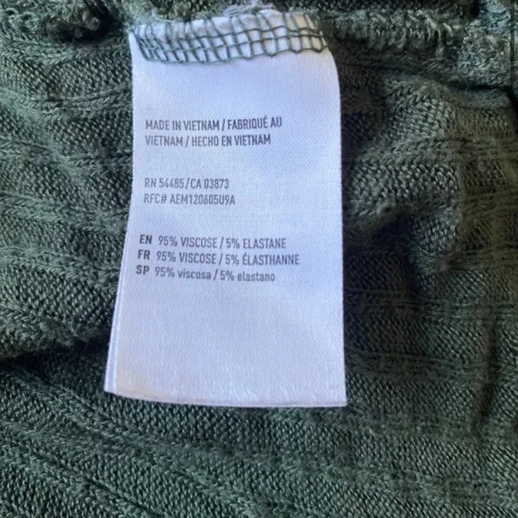 Long Sleeved Ribbed Shirt - Picture 2 of 3